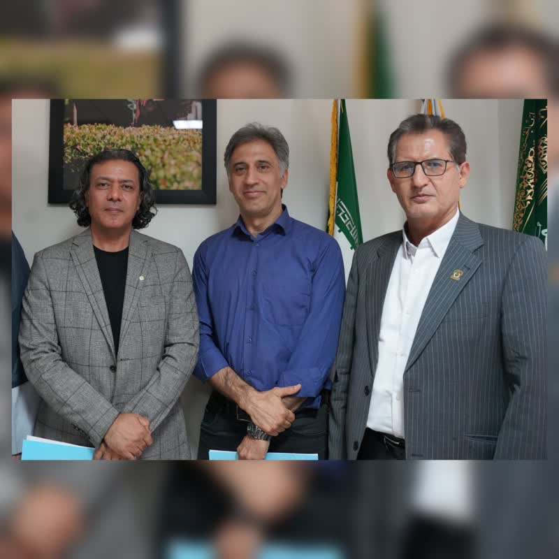به گزارش روابط عمومی فدراسیون ورزش‌های همگانی،‌ طی نشستی با حضور علی خلیلی رییس فدراسیون ورزش‌های همگانی آیین تودیع و معارفه سرپرست جدید کمیته مینی فوتبال برگزار و ضمن کقدیر از زحمات کریم مقدم در پدت ریاستش بر این کمیته، طی حکمی از سوی علی خلیلی رییس فدراسیون ورزش‌های همگانی، امین اله‌مانی به سمت سرپرست کمیته مینی فوتبال معرفی و منصوب شد.  گفتنی است در سوابق اله‌مانی دکتری مدیریت راهبردی ورزش،‌ سرمربی تیم ملی فوتبال ۷ نفره جانبازان و توانیابان و دبیری فدراسیون نابینایان دیده می‌شود.